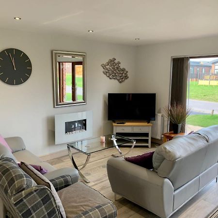 31 Cherry East Riding Of Yorkshire Hot Tub & Fishing Garton Exterior foto